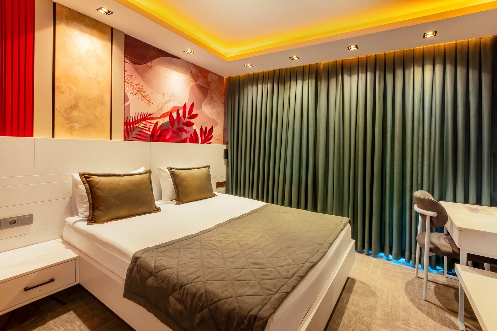 Deluxe French Double Room